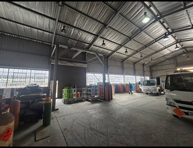 1,000M² FACTORY TO LET IN ANDERBOLT
